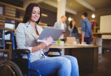 Czy obiekty użyteczności publicznej sprzyjają osobom niepełnosprawnym?